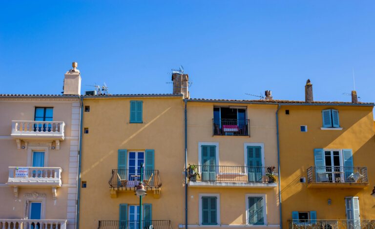 Fiche BAR-EN-102 pour l'isolation des murs de la maison