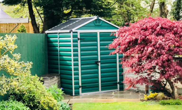 panneau solaire pour abri de jardin