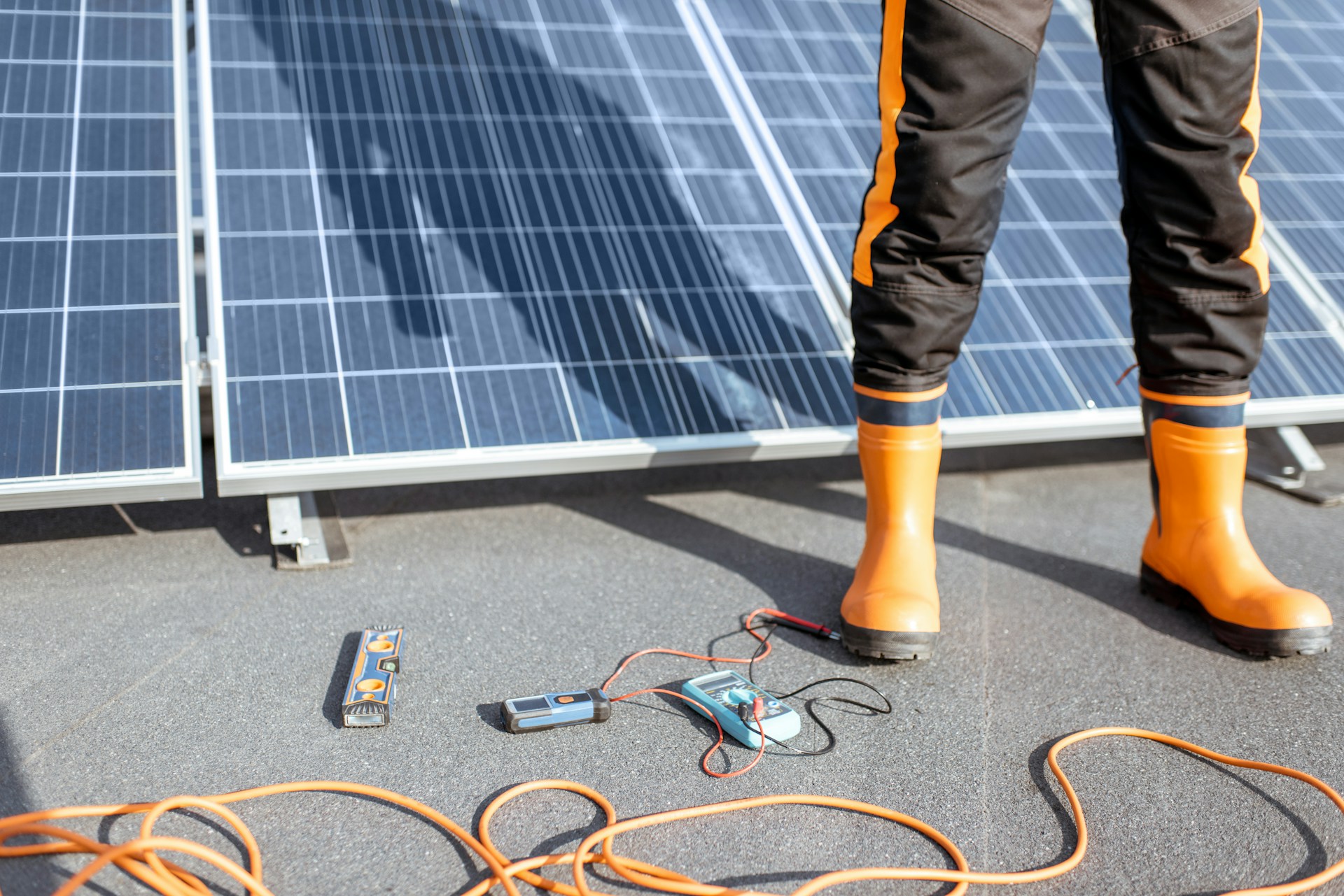 tension panneau solaire